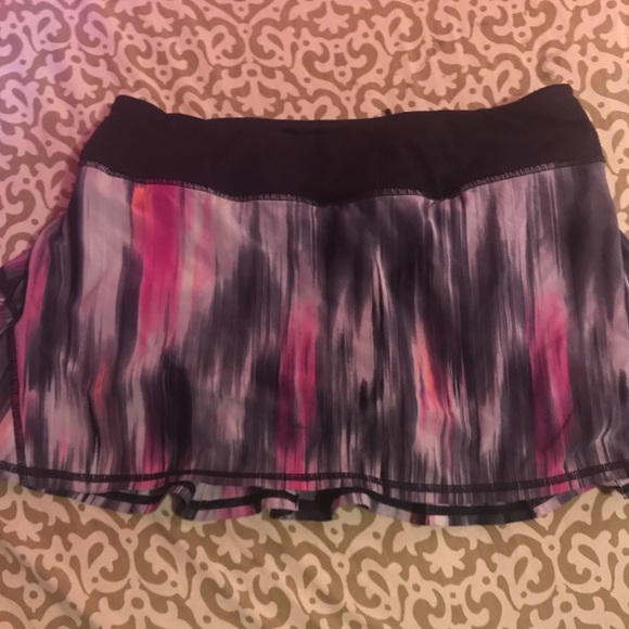 lululemon athletica Dresses & Skirts - Lululemon Pace Setter Skirt